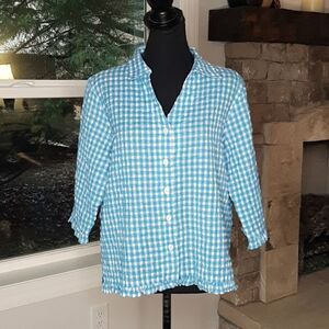 Baxter & Wells Size Large Blue and White Checkered Button Down Top
